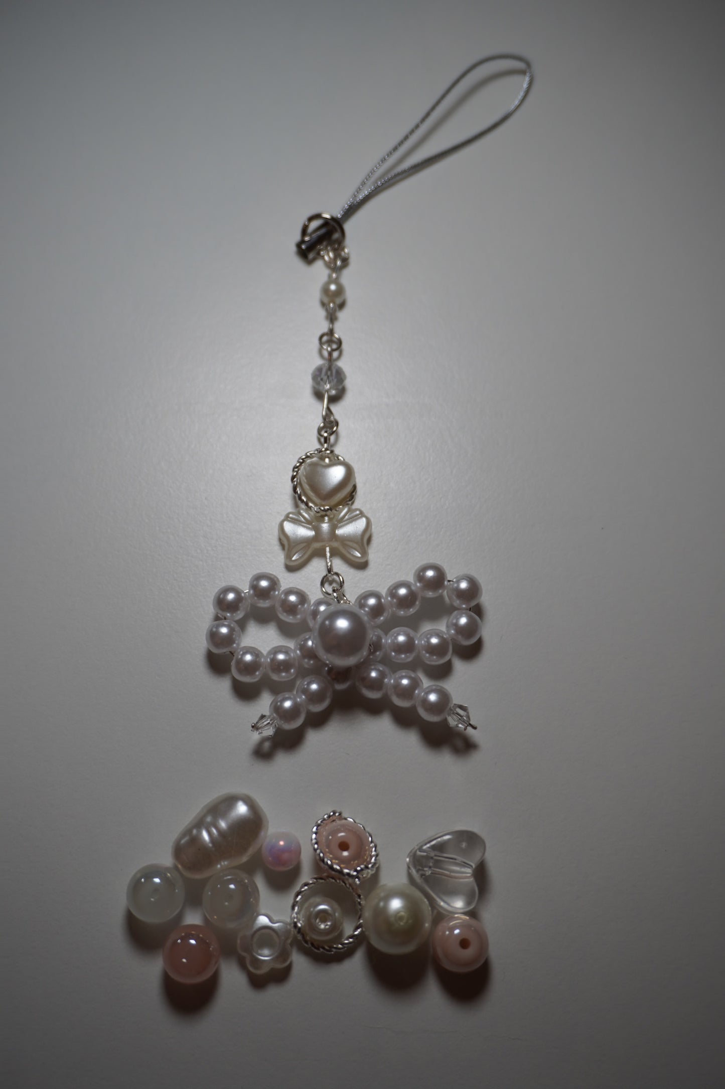 Big bow chain & charm